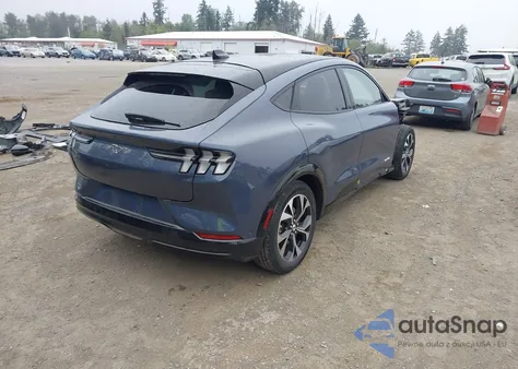 2021 Ford Mustang Mach-E Premium z USA, uszkodzony, nr VIN 3FMTK3RM0MMA27809